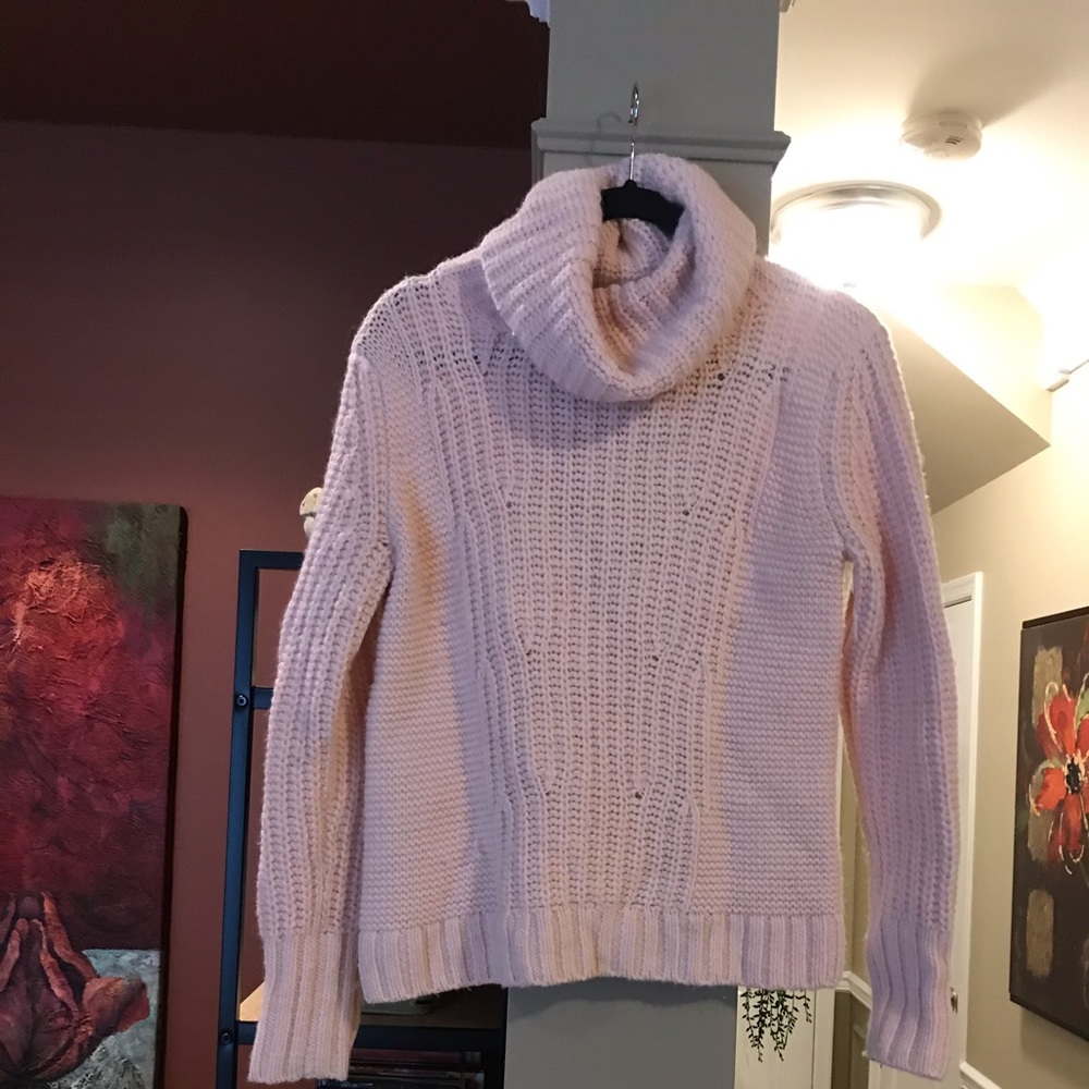 Women’s sweater